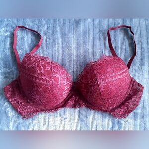 La Senza Beyond Sexy Ultimate Plunge Bra Sz 38DDD Push Up Padded Adjustable